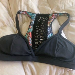 Maaji M reversible bikini top EUC